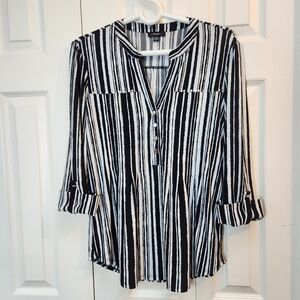 [L] Cocomo Black and White Striped Blouse Size Large Adjustable Sleeves